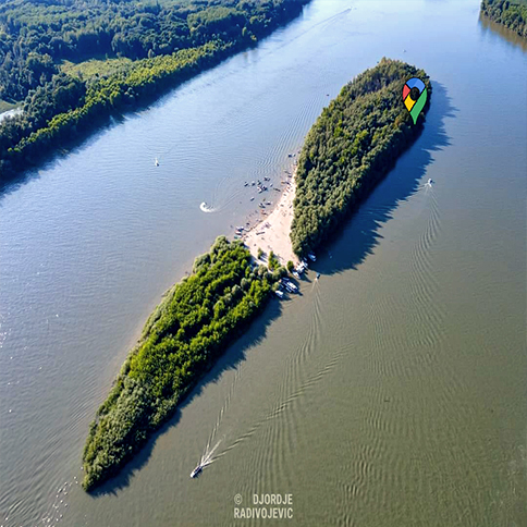 Outdoor Art Studio on the Danube river